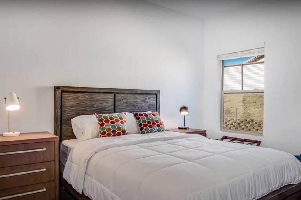 Three Tree Villa W/ Ev Charging Yucca Valley Dış mekan fotoğraf